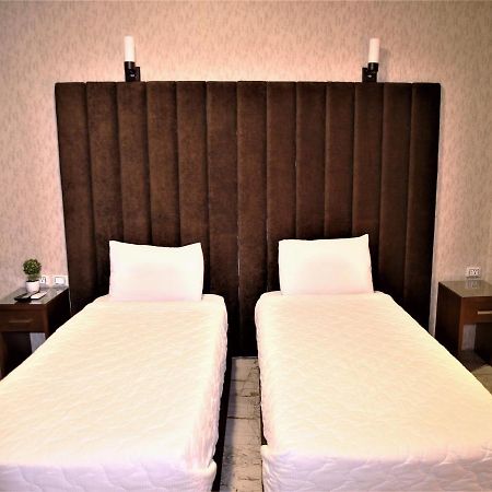 Valencia Hotel Kaherah Luaran gambar